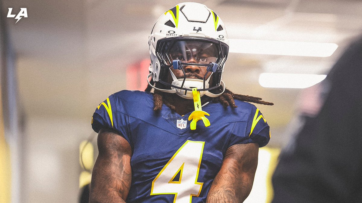 chargers's tweet image. dark mode activated