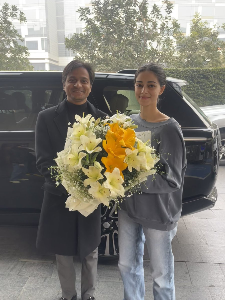 akashdeepspeaks's tweet photo. With Bollywood Actres Ananya Pandey https://t.co/b3Ag9uce8X