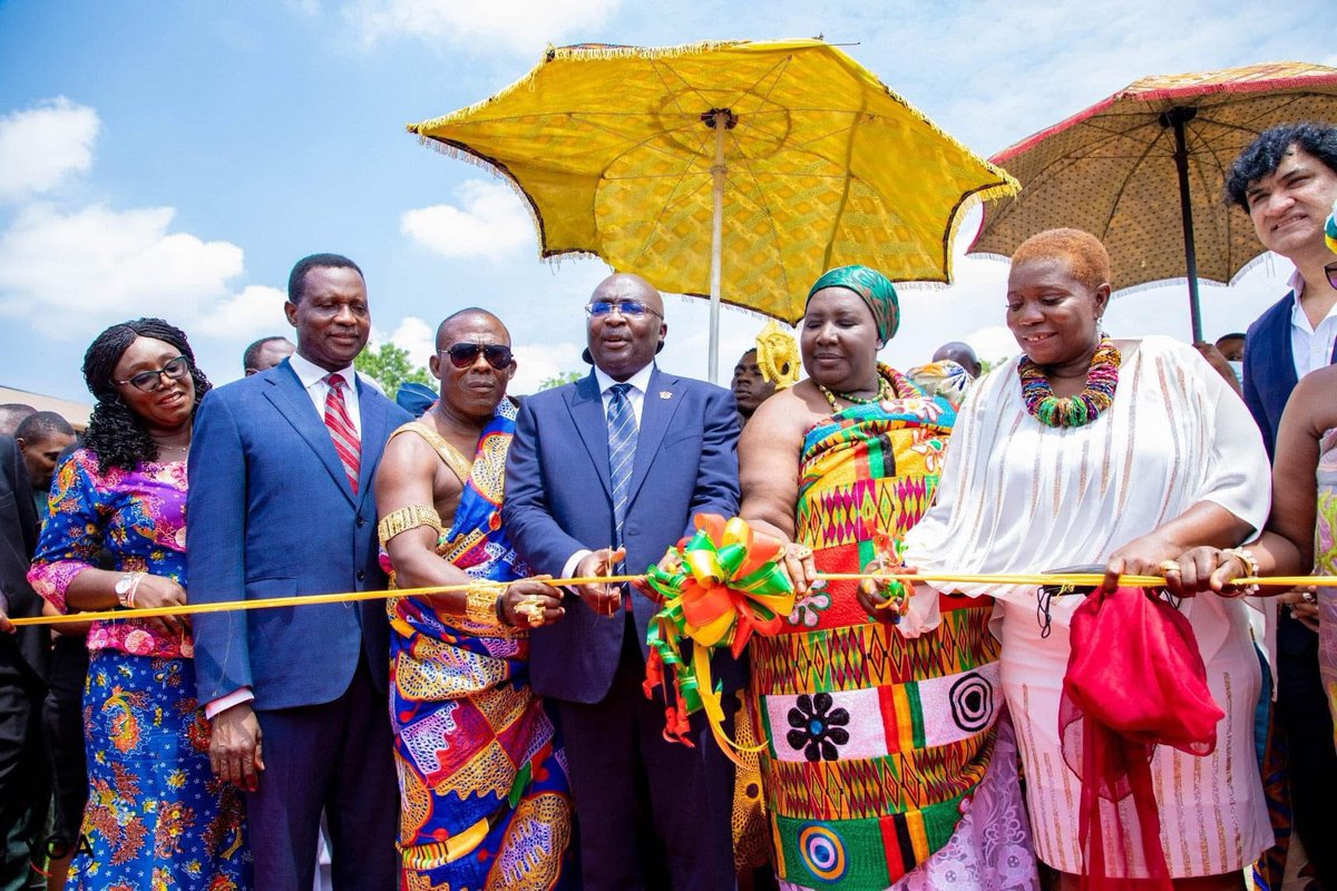 BureauNpp's tweet image. 1/2: TVET EDUCATION

This Government is equipping the youth with job ready skills through massive investment in Technical and Vocational Education and Training (TVET).

#BoldSolutionsForTheFuture
#BawumiaForPresident
#VoteNumber1
#ItIsPossible