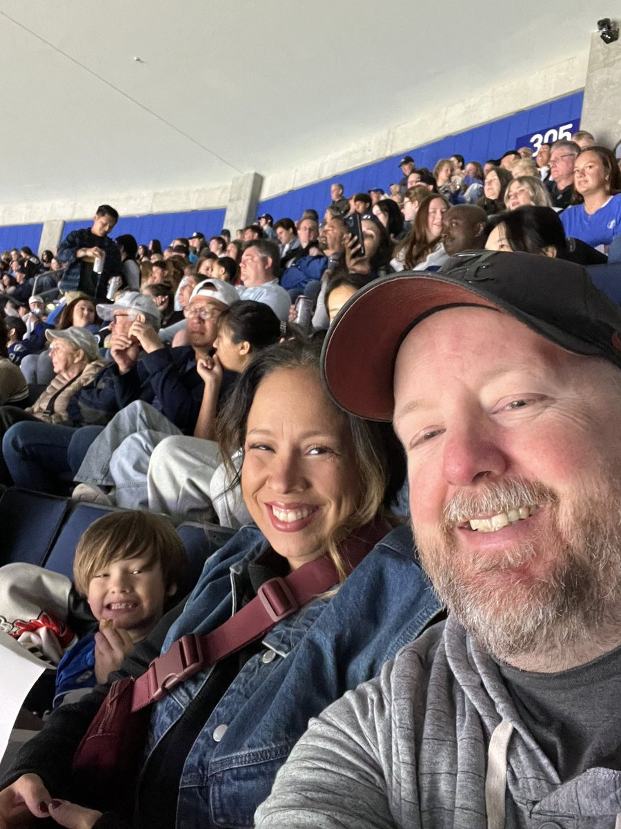 #GoBolts <a href="/EricaJoy717/">EricaJoy</a> 1st Game 👏🏻 👏🏻 👏🏻 👏🏻 👏🏻 5 Goal 1st period ain’t bad ⚡️