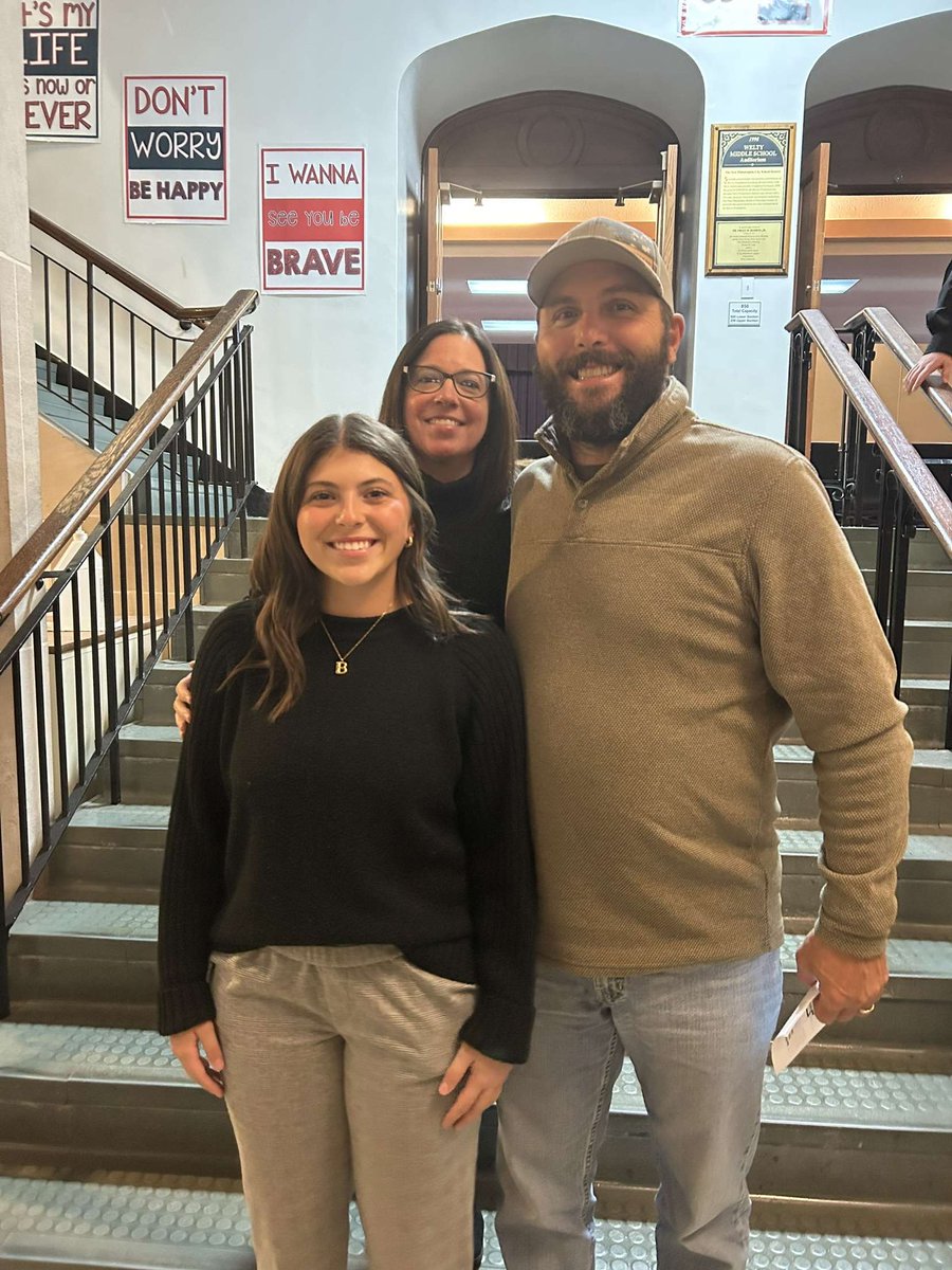 cardani_sara's tweet photo. NHS induction! It’s an honor to be a part of an organization that gives back to the community! @CoachJeffHill @ClarionSoftball @sheetman01 https://t.co/HJQKQ3a5gZ