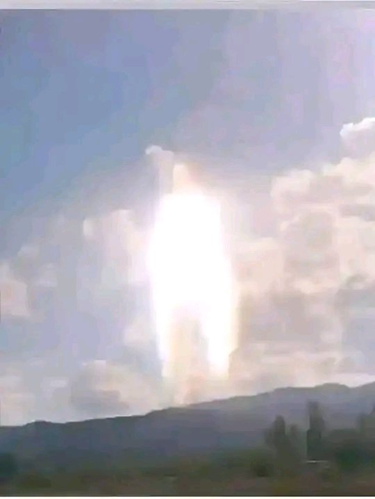 RealNatty7's tweet photo. Who else saw this? God have mercy! https://t.co/91CgmQgmEP