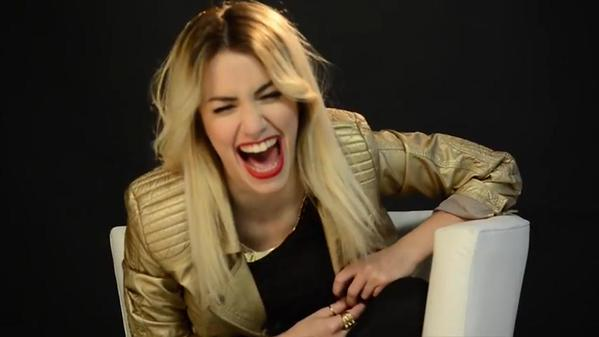 LaEstamosViendo's tweet photo. Lali viendo cómo los libervirgos se pelean con Spotify https://t.co/KsEwjjYcDB