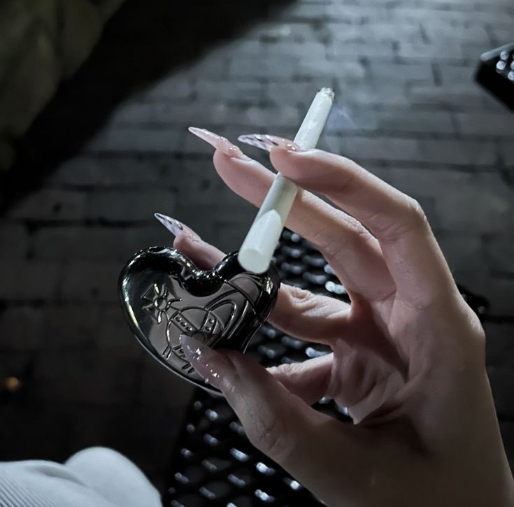 𖤐悪夢 (@_c0dein) on Twitter photo 