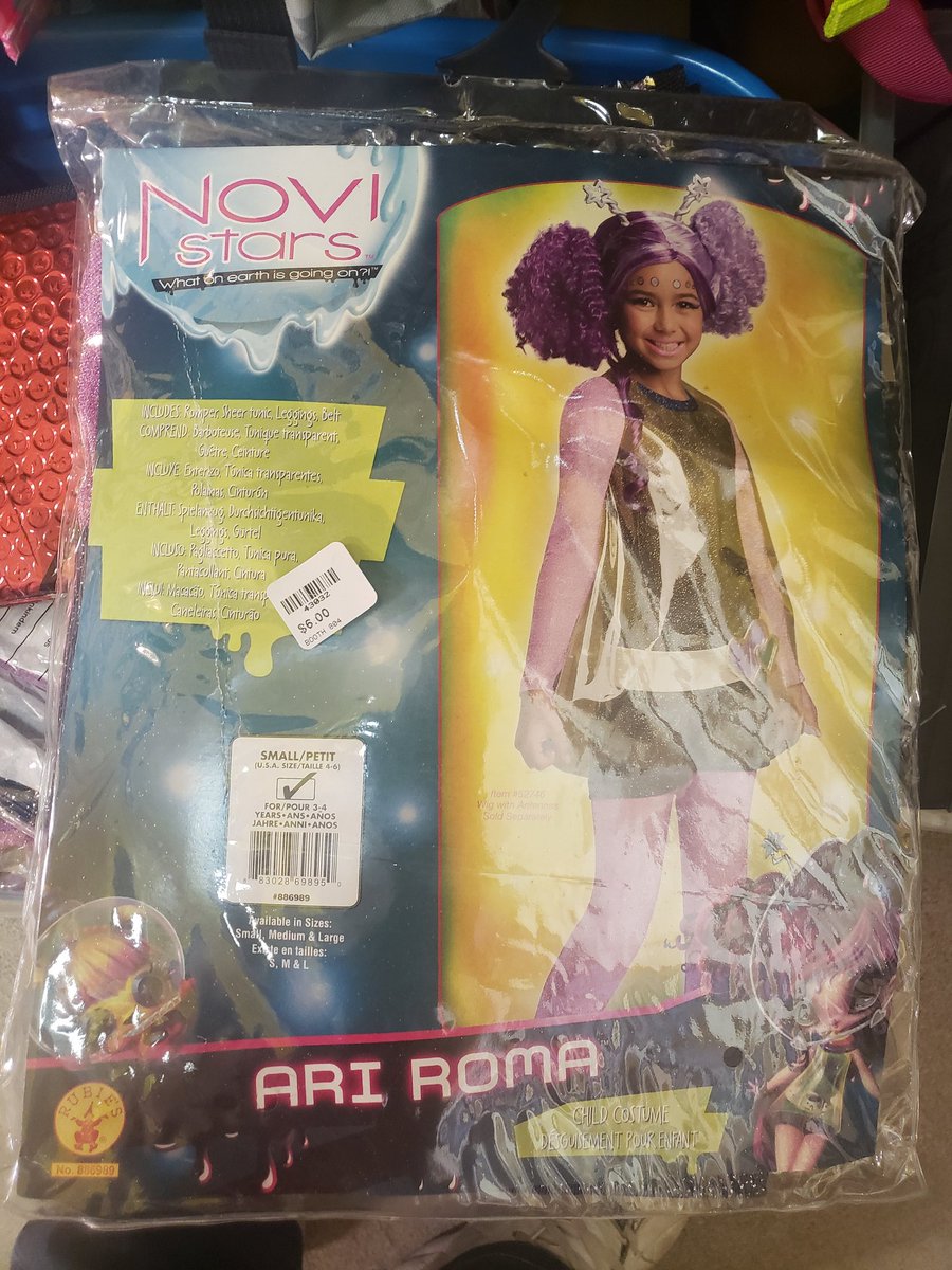 Thynexik's tweet photo. @XCanadensis Did you know they made Novi Stars Halloween costumes? https://t.co/K1RmHHOy6Z