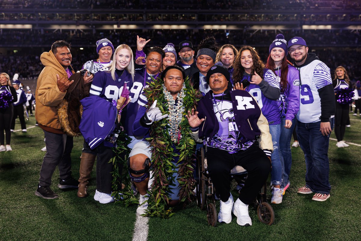 More than football...

Thank you to all our seniors for your hard work and dedication ⚒️

2024 Senior Night Gallery HERE 📸⬇️
k-st.at/4igL2Ce