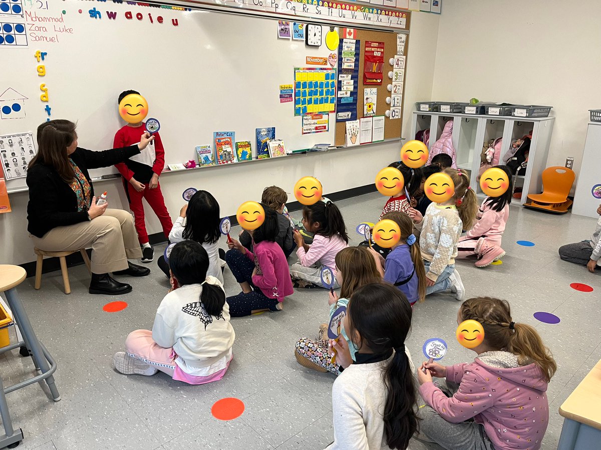 With Ms. Cobb, we learned how to belly breathe using a fun tool: smell the flower 🌹and blow out the candle 🕯️@westbedfordPP_6 😌😊🤩