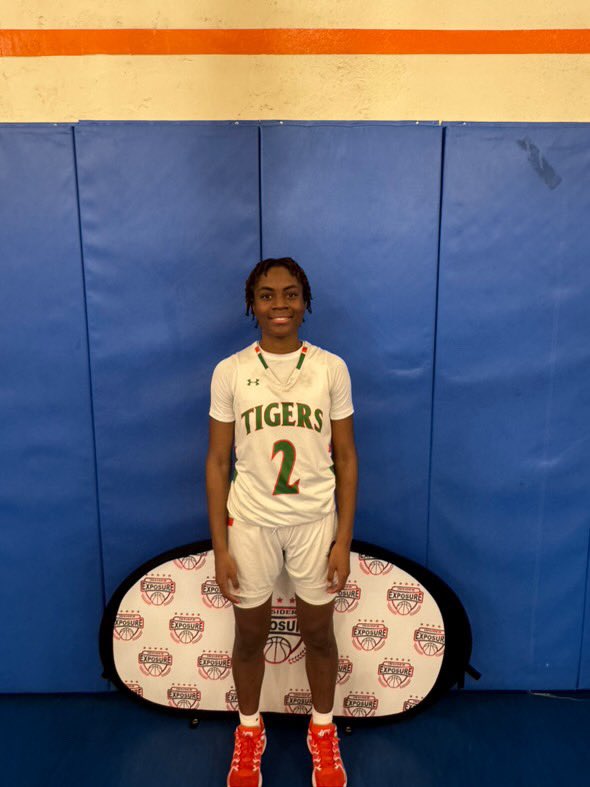 FINAL:
Blanch Ely- 51
Ponte Vedra- 26
🔥POTG: Teriyah McFadden with 12 pts. 
Insider Exposure Thanksgiving Classic
