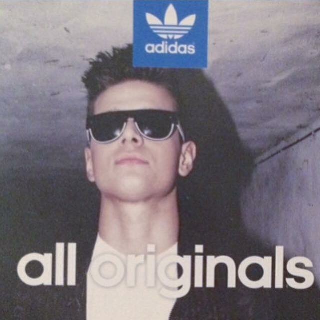 Alcune delle pubblicità in tutto il mondo che ho fatto perché sono davvero troppo ma citerò quelle che decido Io giustamente per fare un regalo a chi conosce meno la mia infanzia e vuole
Saperne di più. Ovviamente farà parte di un #Eggerata  e Nei giorni che seguono ne aggiungerò