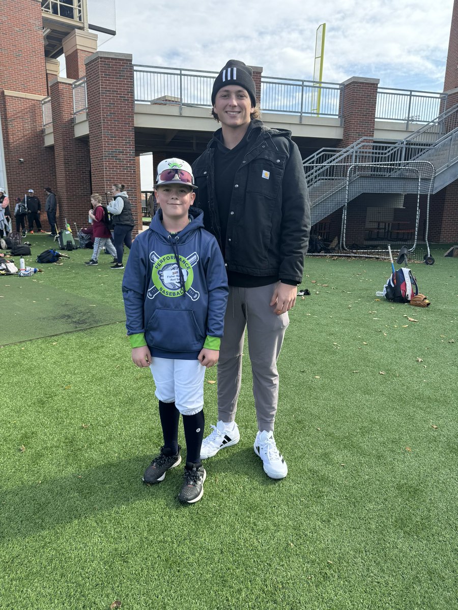 MatthewBurns's tweet photo. @ethanholliday2 - thanks for spending a couple hours with the boys today at @okstate. Your tremendous humility and kindness are sure signs your parents raised you right. 

h/t to mom and @MHollidayOKST. https://t.co/g03iCRz20M