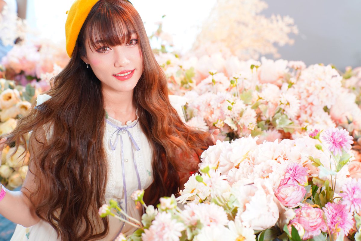 MyRaindy's tweet photo. เหมือนหลุดไปอยู่ในแฟรี่เทล https://t.co/eNL6w0h0nf