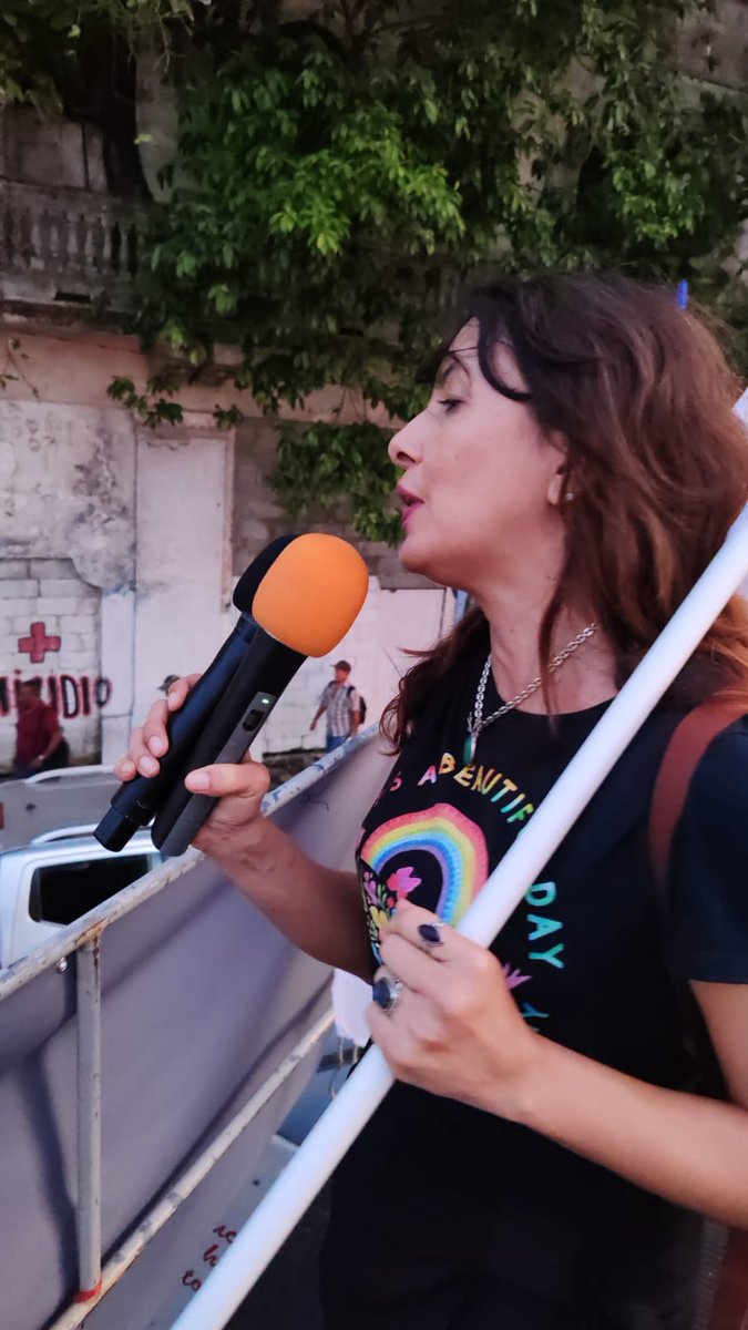 sintupup's tweet photo. Estuvimos presente en la Marcha de Mujeres convocada por los movimientos sociales en conmemoración del día internacional por la eliminación de la violencia hacia las mujeres.
¡Activos y combatientes! https://t.co/O0LIbtAFY6