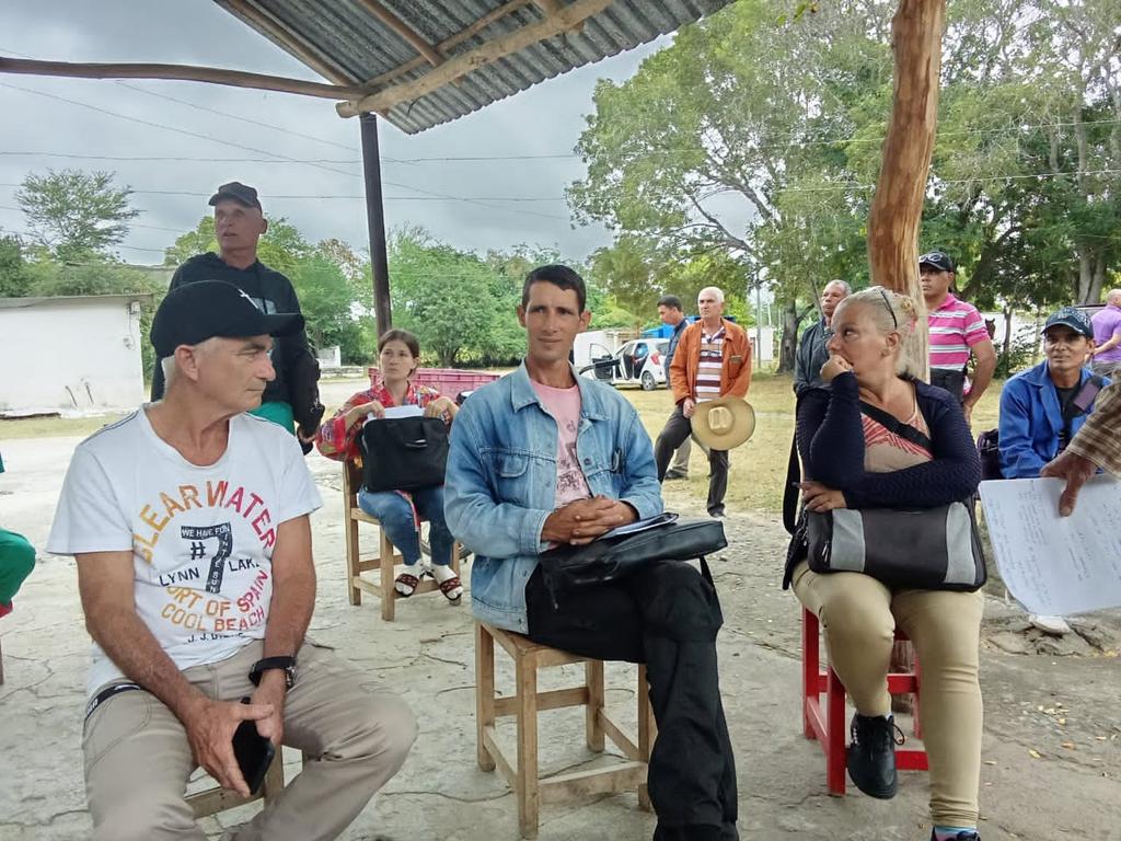 PPMajibacoa's tweet photo. Los resultados del ejercicio de la tierra y la ganadería, el respaldo a los planes económicos y la contratación 2025 estuvieron dentro de los objetivos controlados por la visita que realizó a #Majibacoa el Ministerio de la Agricultura.
#PorLasTunasLaVictoria. https://t.co/yNDwaxWnTV