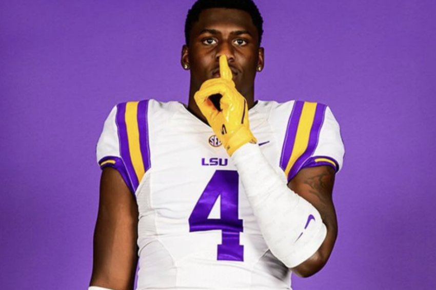 EJHollandOn3's tweet photo. LSU's reported NIL offer to Bryce Underwood was a bit embarrassing when compared to Michigan's mega offer. 🤷‍♂️🤷‍♂️🤷‍♂️ 

The Wolverines are now trending to flip On300 WR Derek Meadows and should keep raiding the Tigers' class #GoBlue. https://t.co/mJOEtDuzEj https://t.co/UoBB1Vljct
