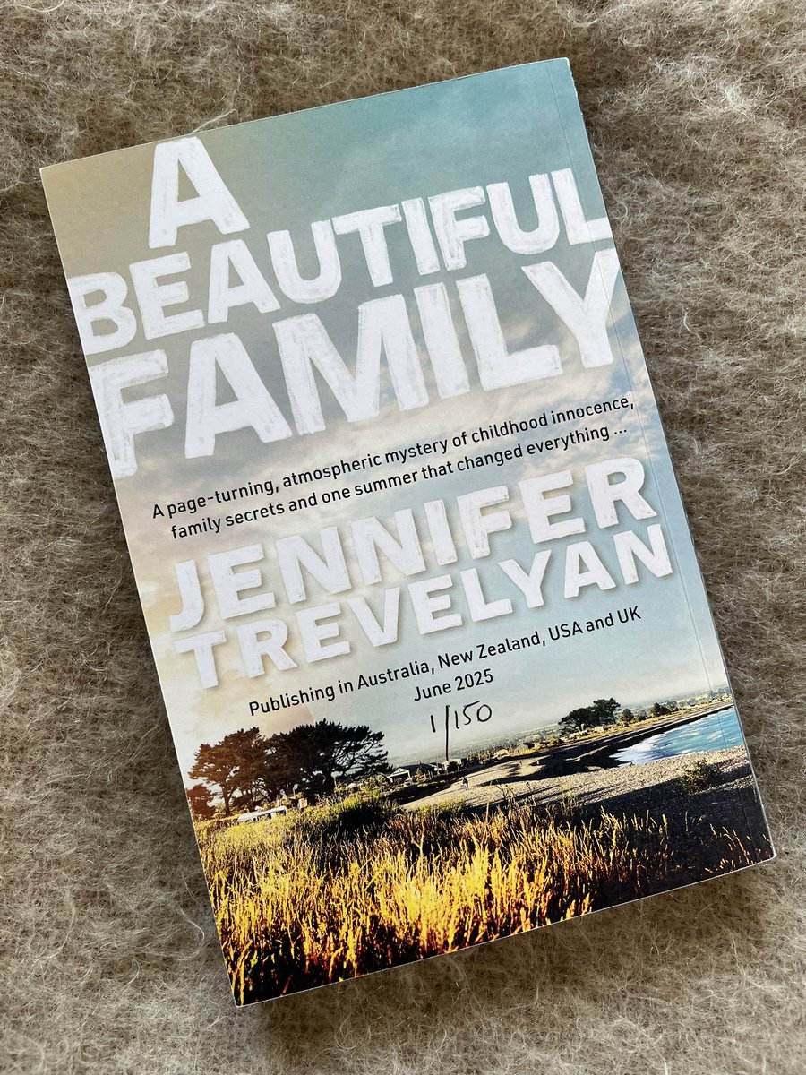 JTrevelyan's tweet image. Proof copy and cover reveal!
AUS/NZ edition 🇦🇺🇳🇿
Thank you @AllenAndUnwin ❤️
#WritingCommmunity #bookrelease2025 #Writer #ComingSoon