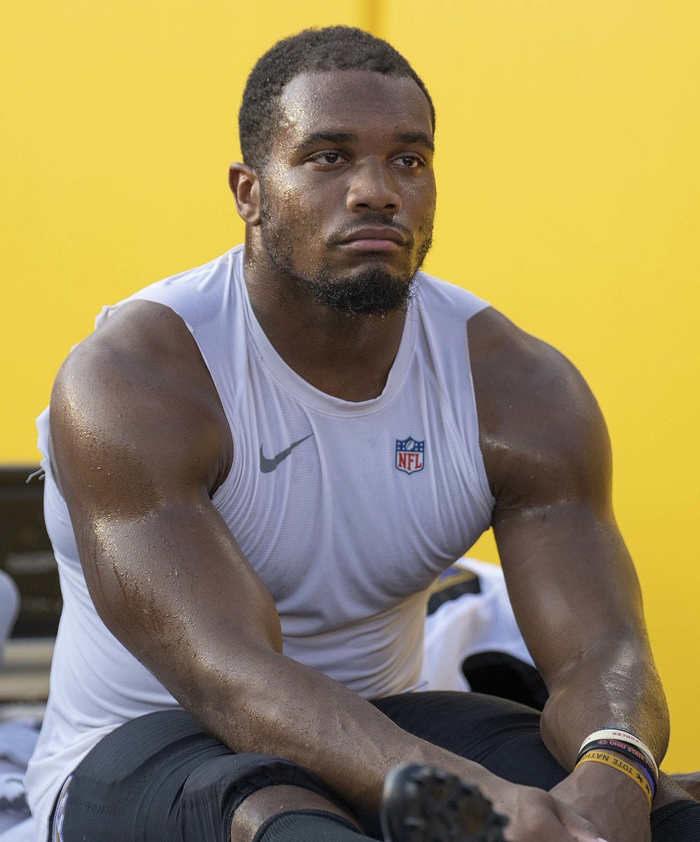 FantasyHubs's tweet photo. INJURY UPDATE 🚨

#Chargers JK Dobbins officially questionable to return! 

Stay tuned for more updates!
#FantasyFootball #NFL https://t.co/HrtzBJNpxp