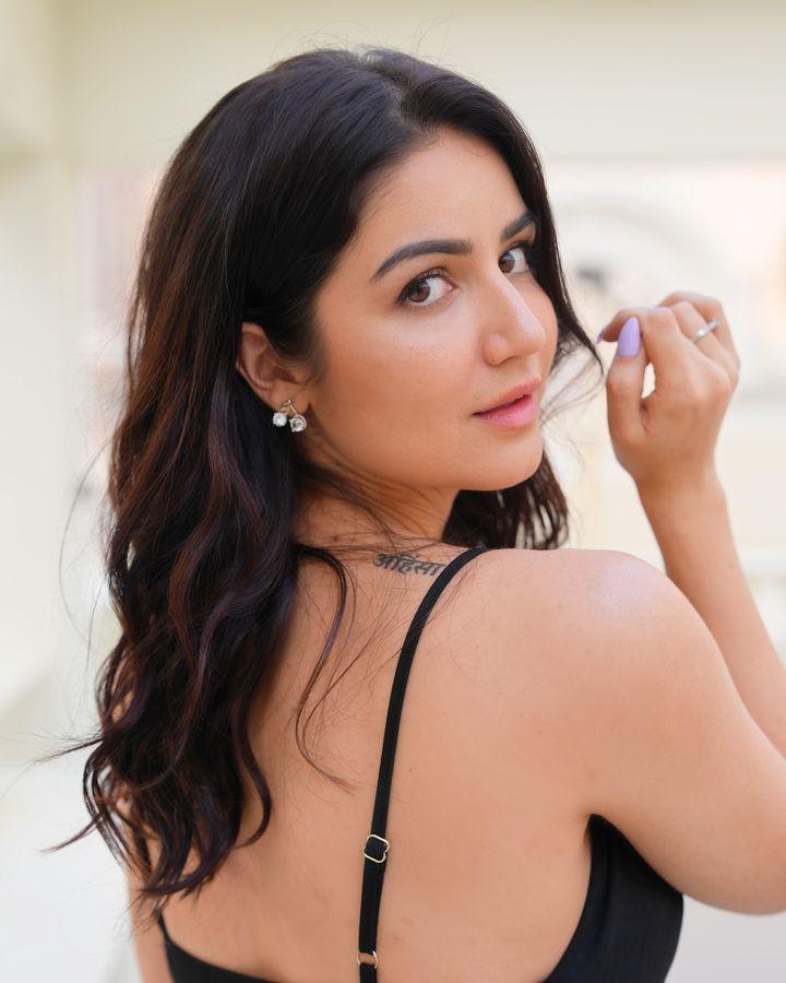 GdRvYO3WsAAVZnA?format=jpg&name=900x900