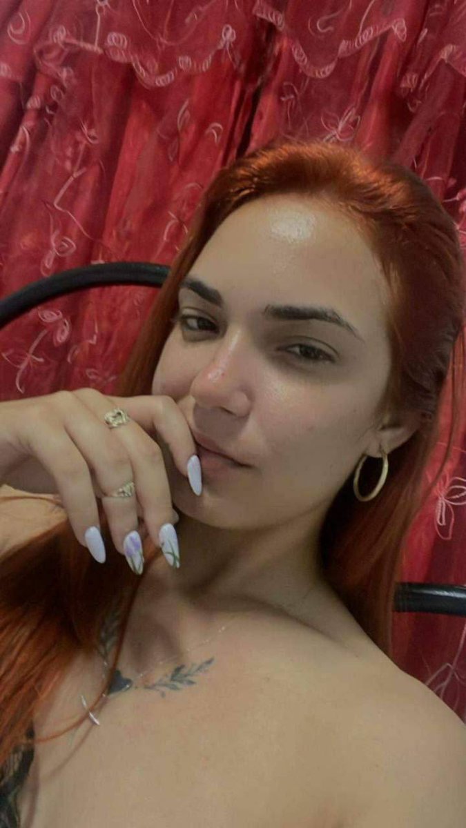 Buenas noches 😊

Me hice foticos nuevas…el que las quiera ver que me escriba al pv 😊