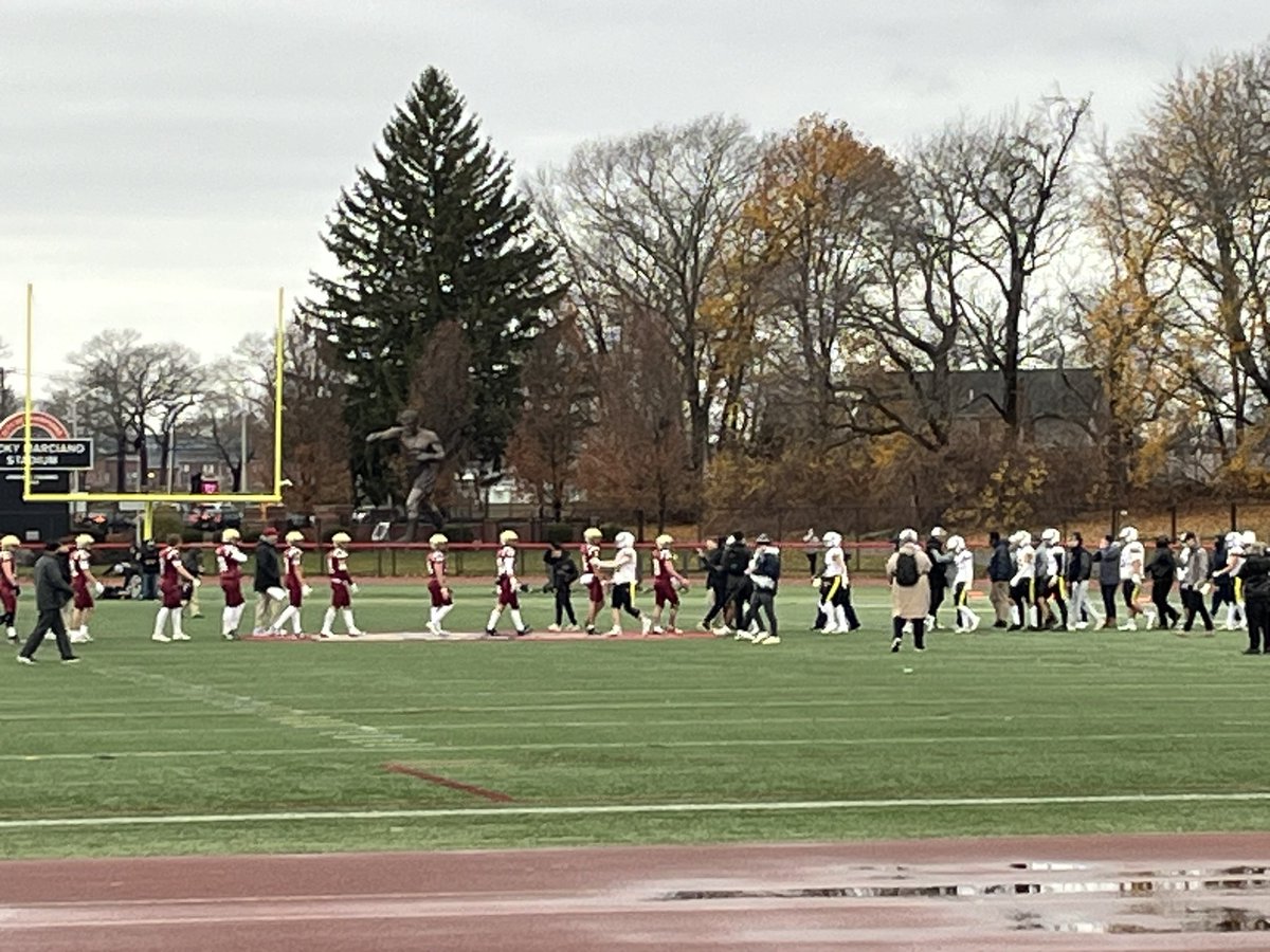 cotter_grace's tweet image. Congratulations to X football on their win in the playoff as they head to Gillette.  We are proud of Coach Z,his staff &amp;amp; the team on a phenomenal season. Excited for the meeting with CM for the Pumpkin trophy and the Catholic Conference. AMDG men for others!🏈