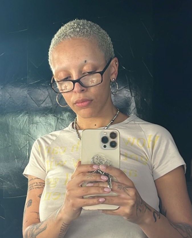 Doja Cat copied Kibum’s iconic shaved blonde hairstyle.