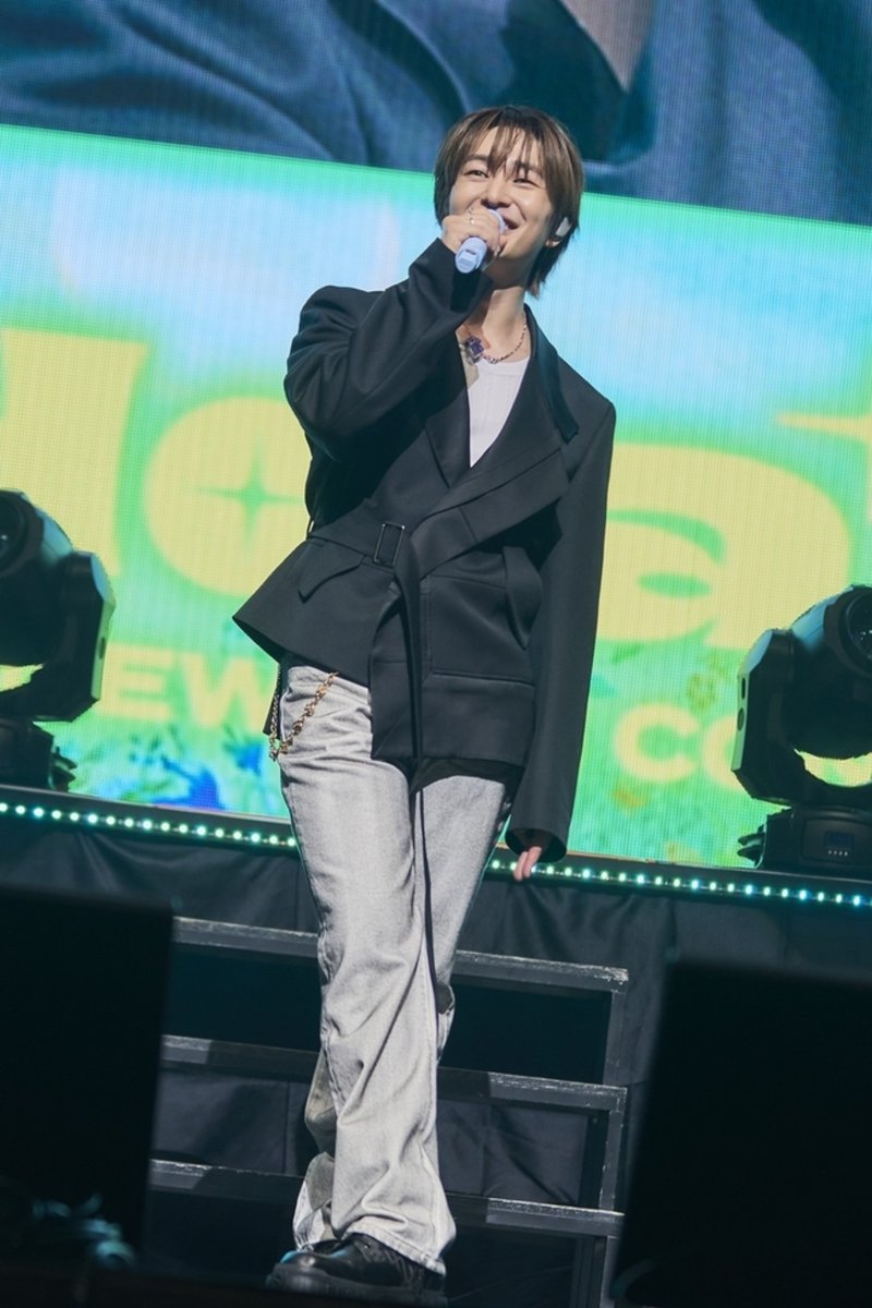Kkorepo's tweet photo. <トレンドブログ>「#SHINee」#オンユ、日本でファンコンサート「Hola！」を盛況に終える…“ステージで恩返しします”
🔗https://t.co/9qwaqHS3u2 https://t.co/oG27qJh3Wn