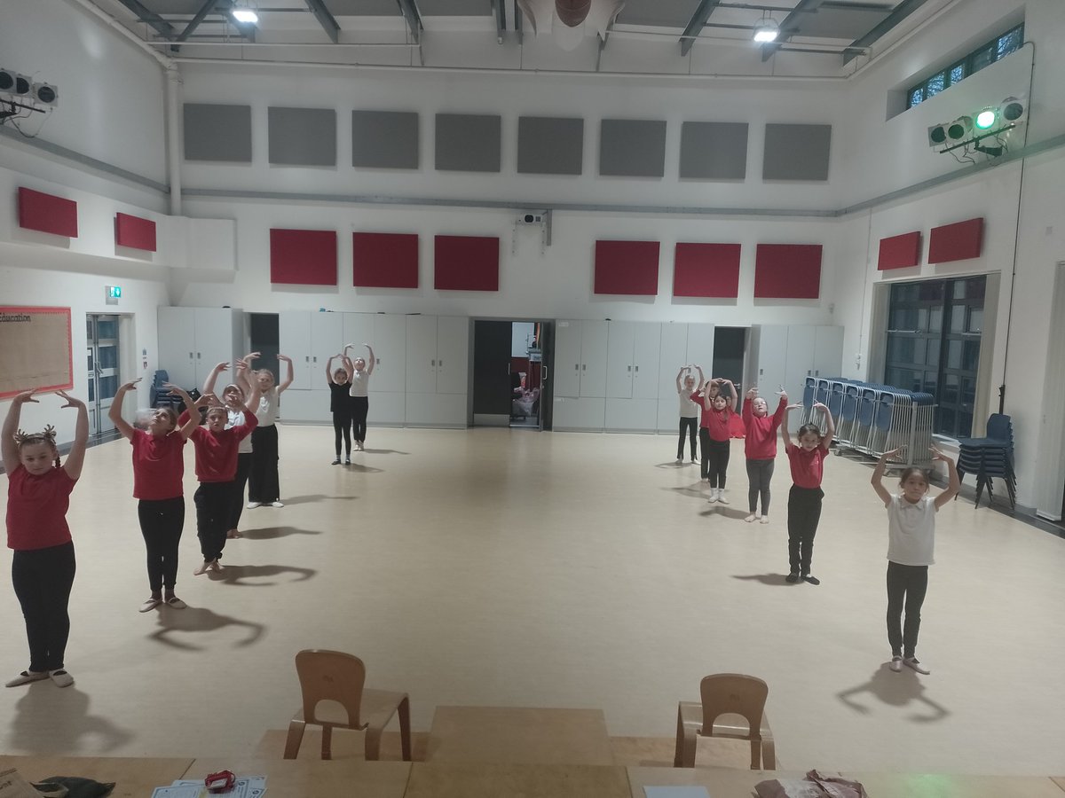 Rehearsals for our Christmas performance 🩰  We worked really hard on timing and stage presence this week ✨ <a href="/Maybury_School/">Maybury School</a> <a href="/HumberEdTrust/">Humber Education Trust</a>