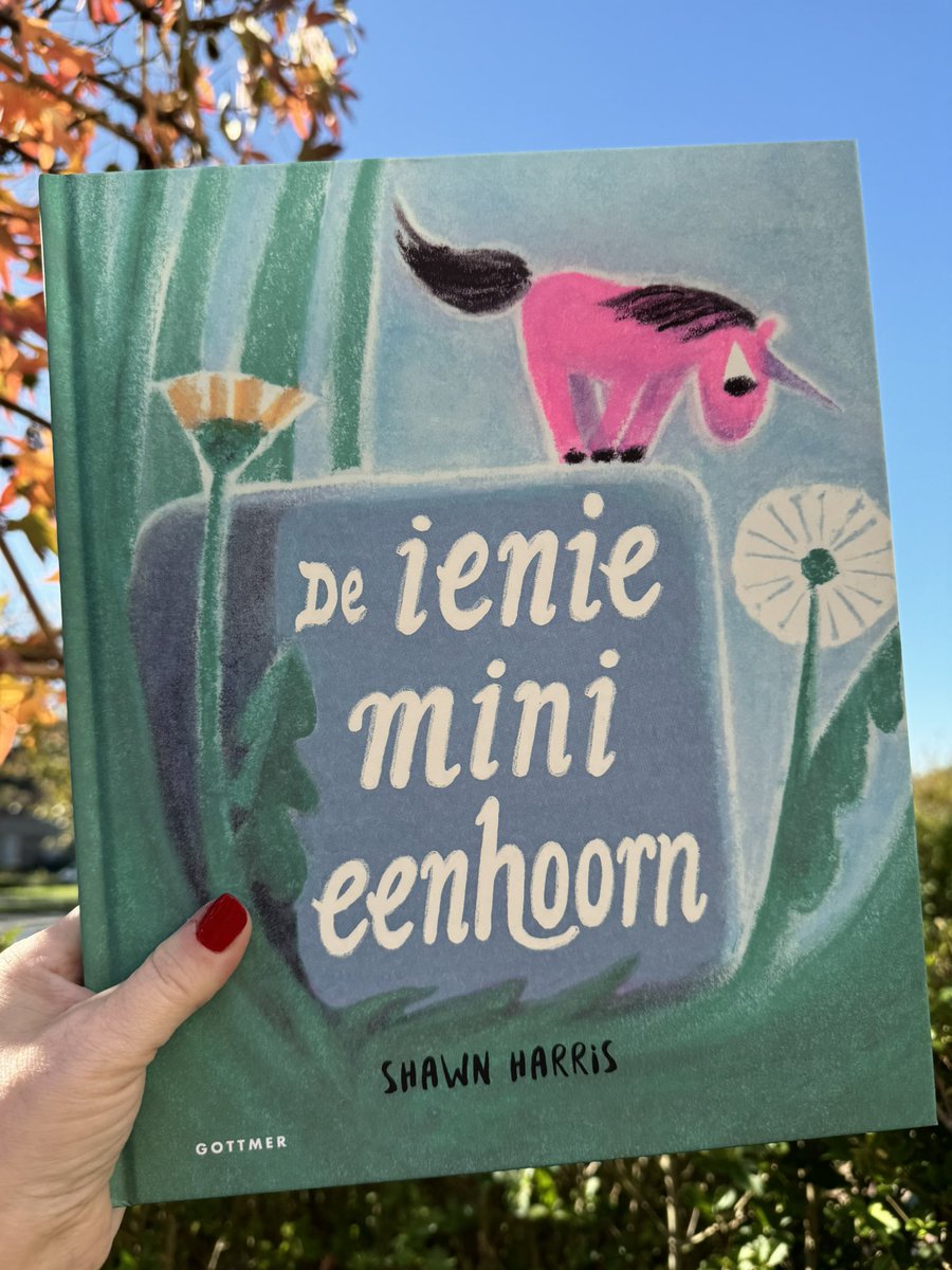 @leesknokploeg (@leesknokploeg) on Twitter photo 📚🦄DE IENIEMINI EENHOORN🦄📚
Onze <a href="/EstherStol/">📚Esther Stol📚</a> las een grappig verhaal met een mooie boodschap over zelfvertrouwen en dat iedereen klein of groot, goed is zoals die is.
@GottmerKinderbo
#partner #samenwerking #langzullenwelezen #leesbevordering #lezendeleerkracht 📚🦄DE IENIEMINI EENHOORN🦄📚
Onze <a href="/EstherStol/">📚Esther Stol📚</a> las een grappig verhaal met een mooie boodschap over zelfvertrouwen en dat iedereen klein of groot, goed is zoals die is.
@GottmerKinderbo
#partner #samenwerking #langzullenwelezen #leesbevordering #lezendeleerkracht