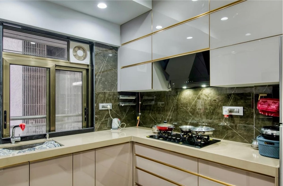 KKModularKitchn's tweet image. Discover the elegance of KK Modular Kitchen’s C-shaped acrylic design!

Upgrade your kitchen with a sleek, functional design.

Custom layouts, durable acrylic finish, and smart space use make it a perfect home addition.

#kkmodularkitchen #kitchendesign #cshapedkitchen #sleek