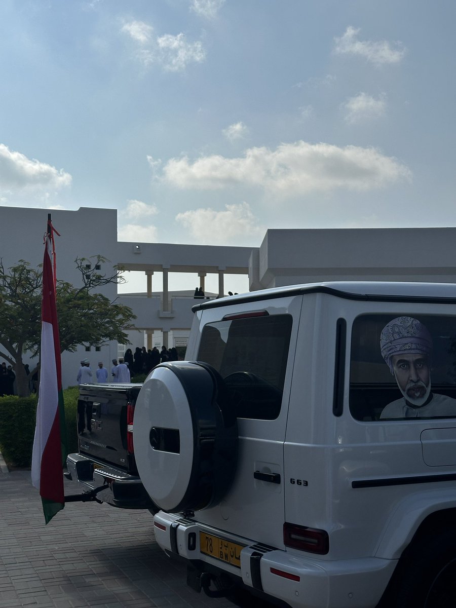 x7note's tweet image. &quot; فارتقي هامَ السماء
واملئي الكـــــونَ ضياء
واسعدي وانعمي بالرخاء &quot;. 🇴🇲