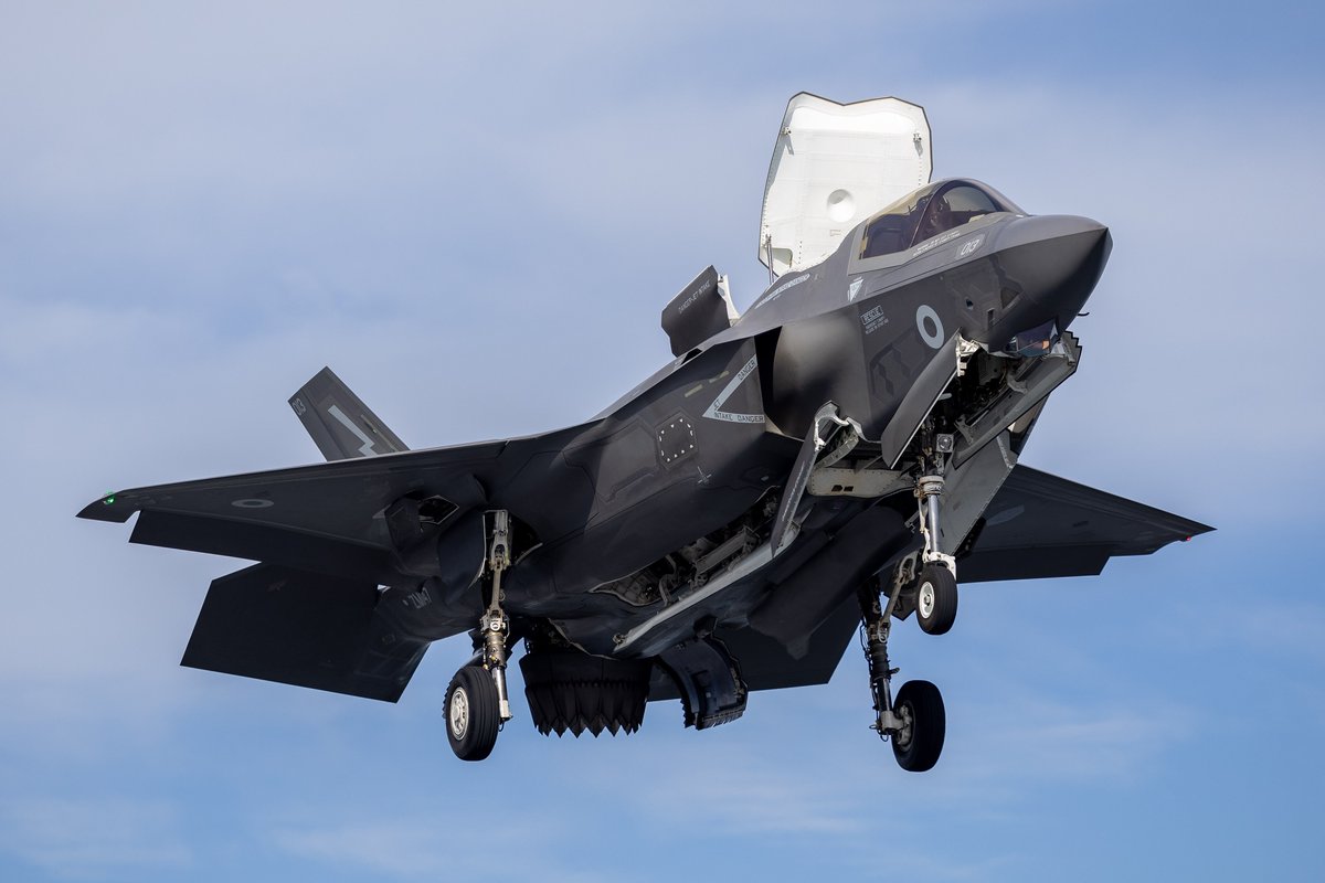 Royal Air Force tweet media