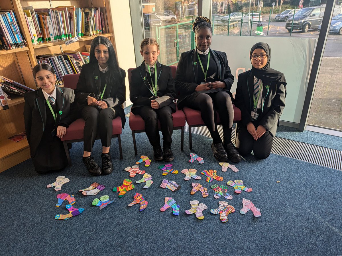 oulderhillla's tweet photo. Thank you to some of our year 7 Student Leaders who are working on the odd sock @antibullying alliance display. Every year 7 student designed their odd socks and the whole school were invited to celebrate our uniqueness by wearing odd socks for the day @StarAcademies #Respect https://t.co/1DIFoPwu6d