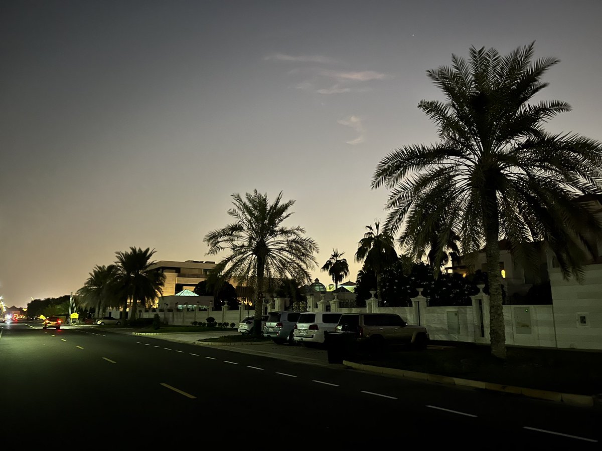 PinkTaxiRunner's tweet image. Good morning Dubai #running #intervals #everysinglestreet #dawn #AlThaniya @greenkayak73 @gergaflood2 @jmlpyt @Massimoguerrera @nouchikengo