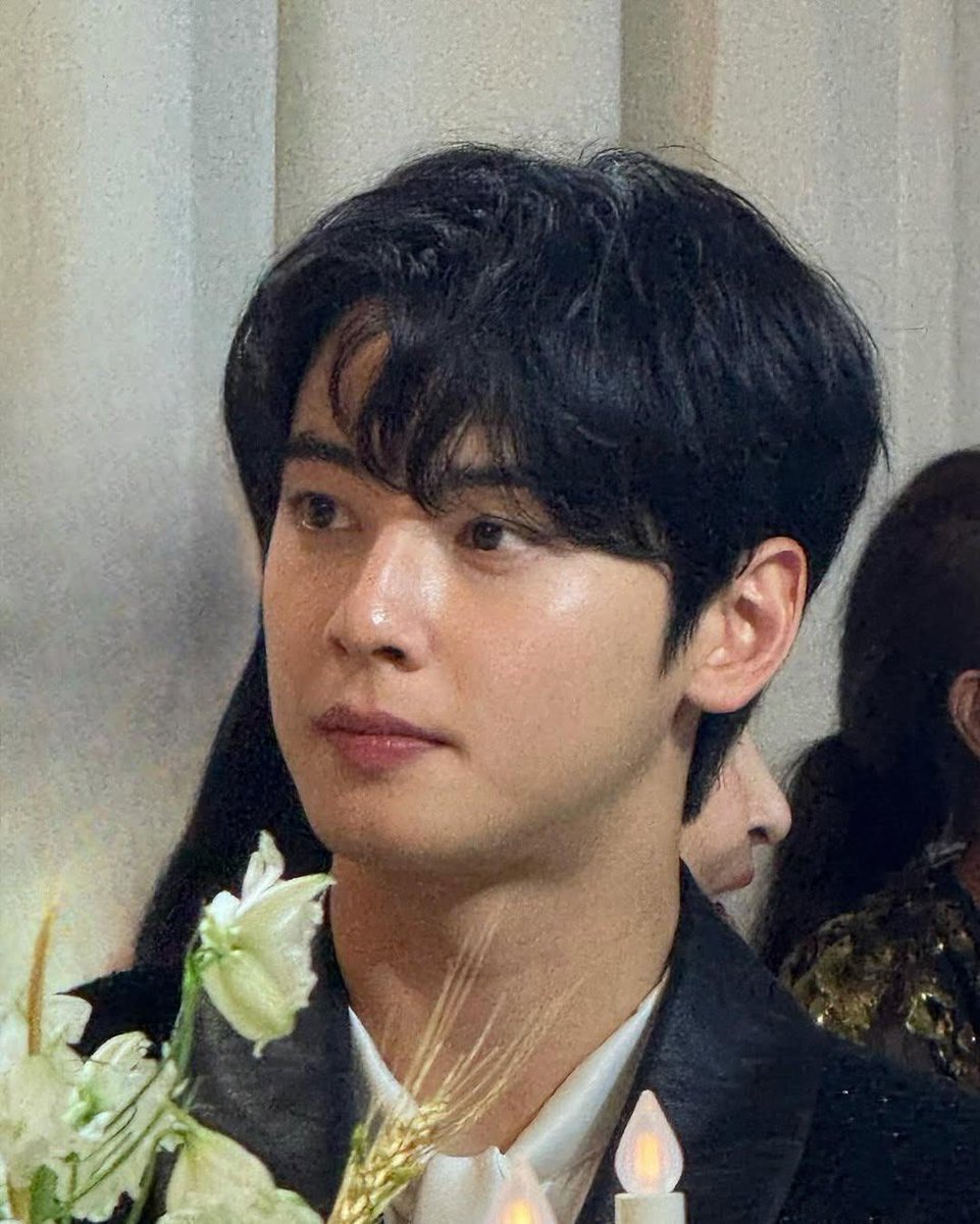 UUyboe2dApw9jln's tweet photo. 꺅 넘넘 미남이얌🫶🫶🫶💞💞#차은우 #CHAEUNWOO https://t.co/sbYngktYlC