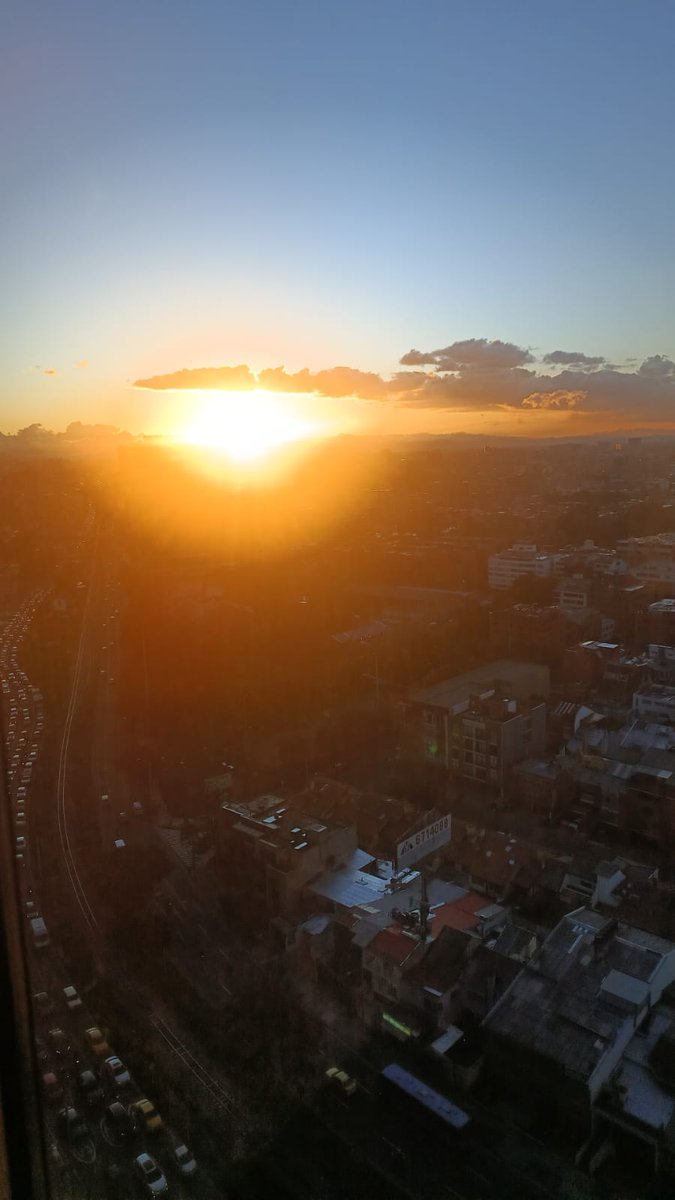 adribo81's tweet photo. #sunsetlover 🌄 https://t.co/YauWVQRTkg