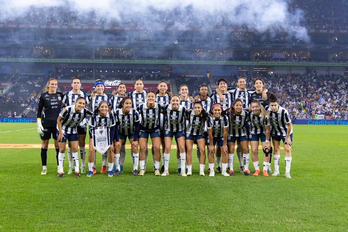 RompasIsBack's tweet photo. LES PRESENTO A LAS BICAMPEONAS DEL FÚTBOL FEMENIL MEXICANO..

¡¡ MIS RAYADAS DEL MONTERREY LA PUTA MADRE !! https://t.co/Fitmyzlw7h