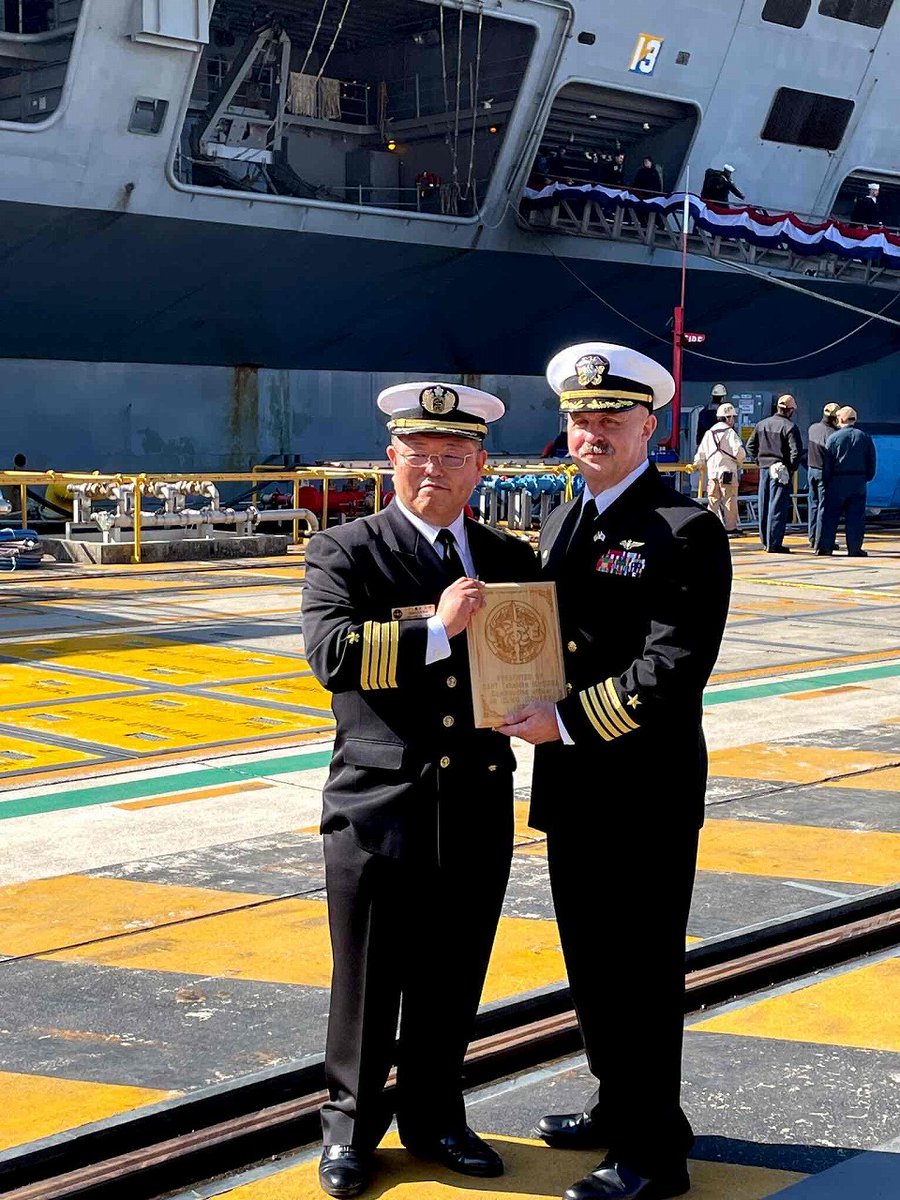 USN アメリカ合衆国艦隊司令官 アメリカ太平洋艦隊司令官 航海中の空母ロナルド・レーガンを視察