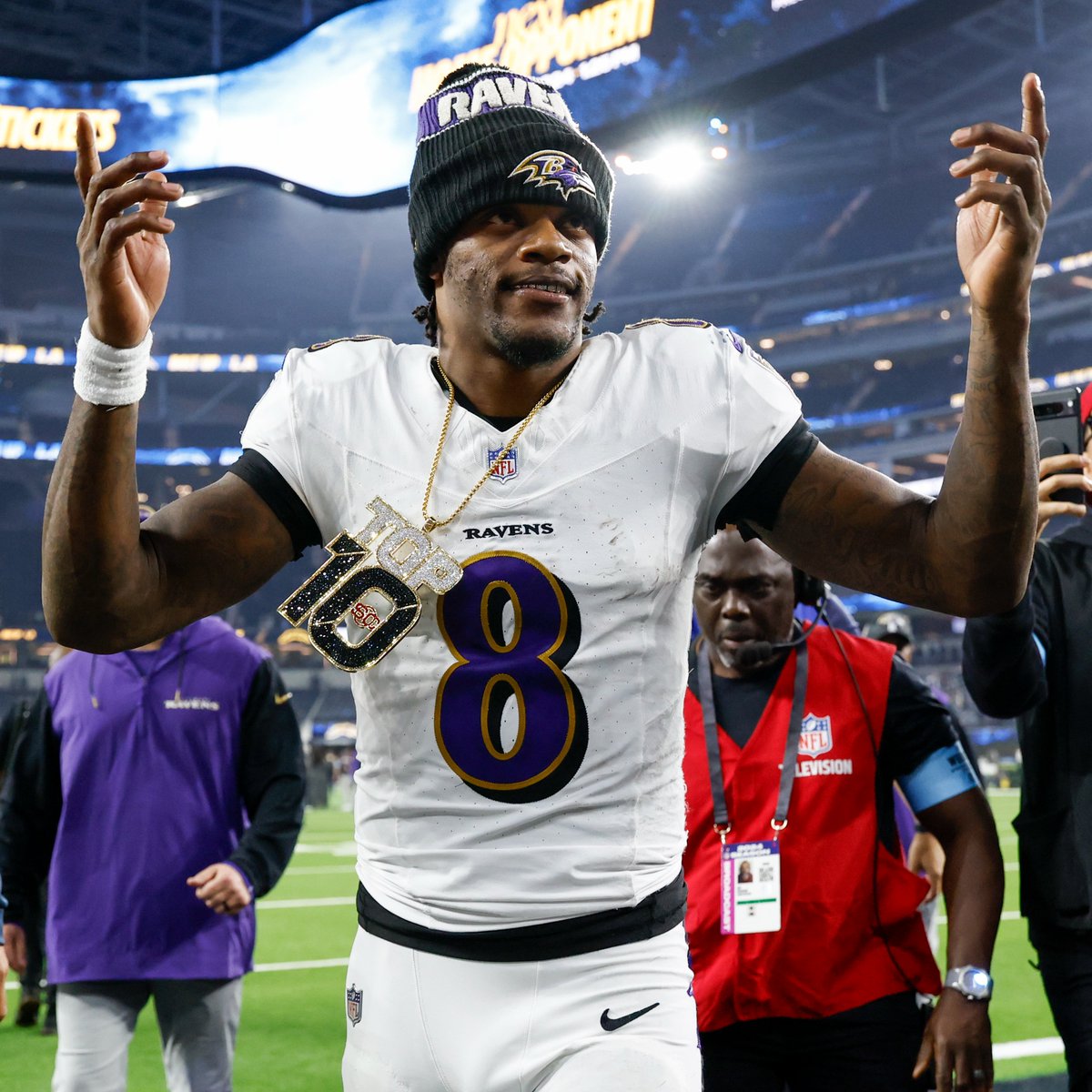 NFL's tweet image. Lamar on Monday Night Football in his career:

😈 7-2 record
😈 22 touchdown passes
😈 0 INTs