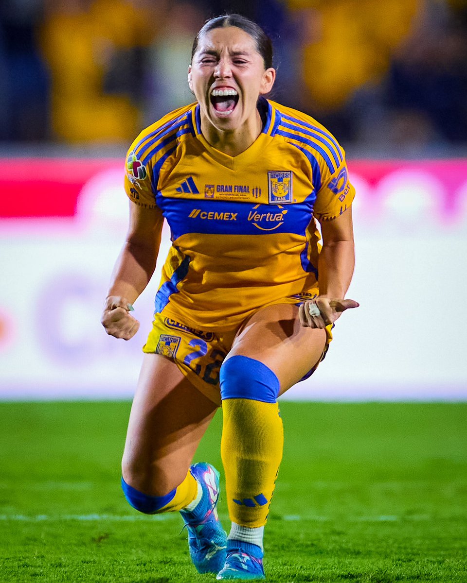 <a href="/anikaarodriguez/">ani</a> ERES Y SEGUIRÁS SIENDO ENORME!