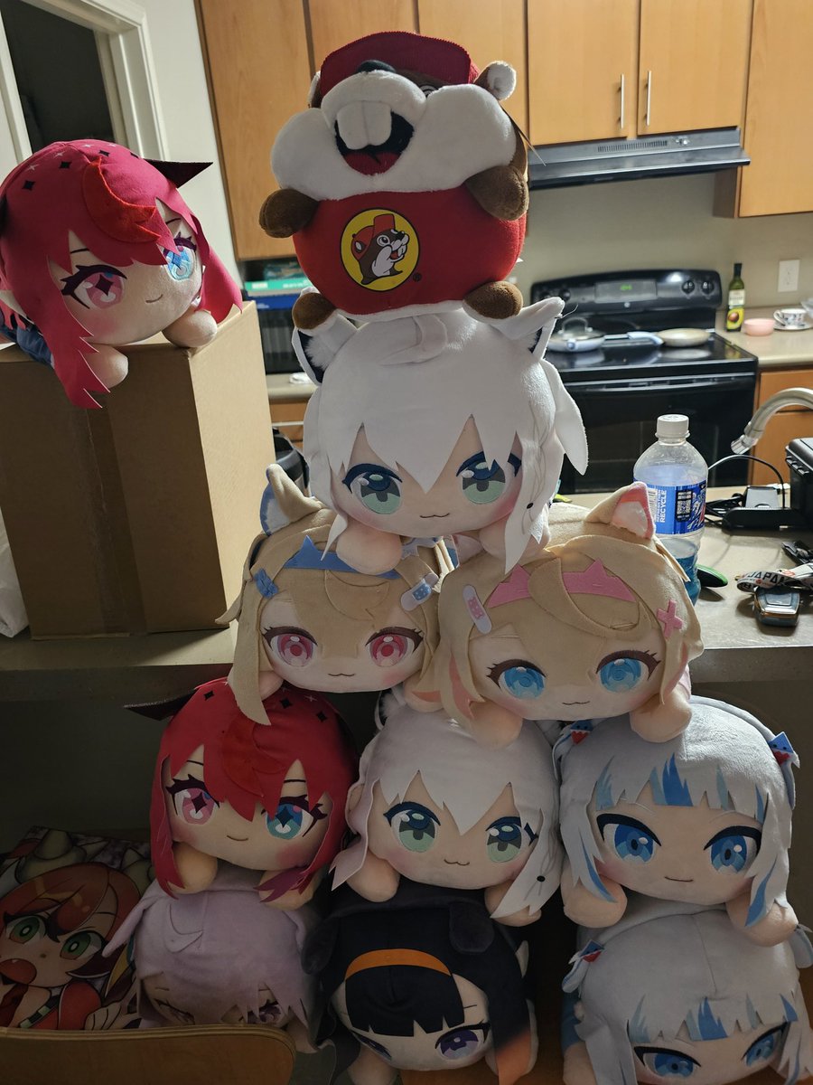 ShyG4B's tweet photo. The beaver is ruling #hololive https://t.co/65YCyEAhvu