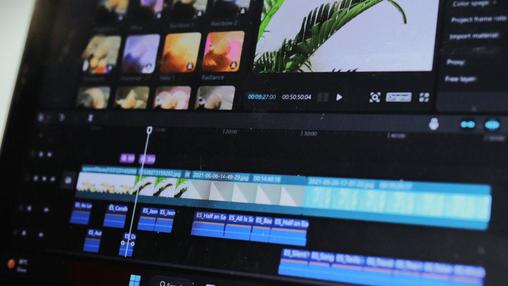 MindSparkTech's tweet image. The Title “Best Video Editing Software” is one of the most asked questions on the internet.  Read more: mindsparktechnologies.in/best-video-edi…

#MindSparkTechnologies #BestVideoEditingSoftware #VideoEditingTips #EditingSoftwareGuide #VideoEditingTools #CreativeEditing #SoftwareReview