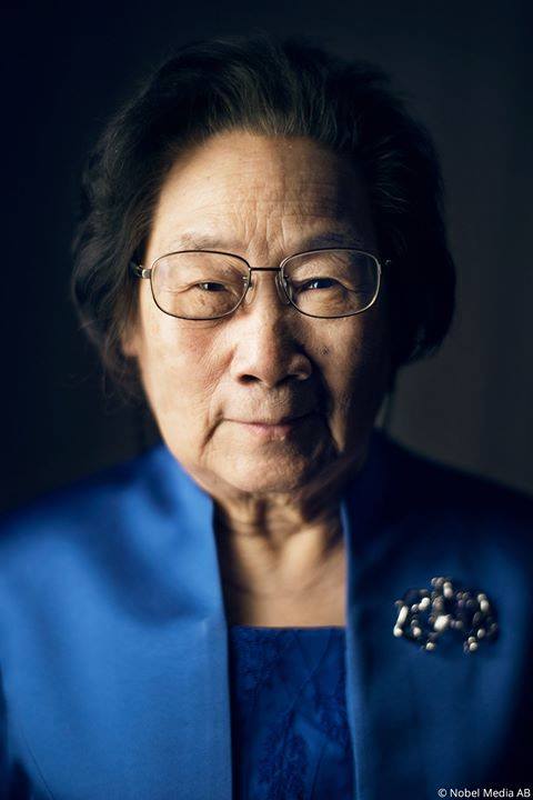 Tu Youyou discovered a substance called artemisinin, which can be used to treat malaria. Tu not only found a way to extract artemisinin from traditional Chinese medicine, she also tested the new drug on herself to speed up development time.

#NobelPrize