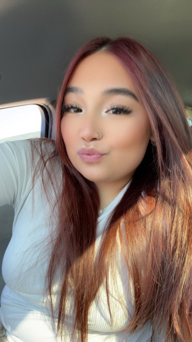 alonifawn's tweet photo. 😙✌🏼 https://t.co/v5bczSWsPF