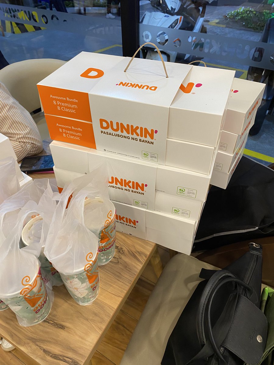 Solid <a href="/dunkinph/">Dunkin' Philippines</a> happy na naman ang mga kids sa donuts 🫶🏻

<a href="/donnypangilinan/">Donny</a> <a href="/bellemariano02/">Belle Mariano</a> 🫶🏻

Thank you din po <a href="/DBTreasuress/">Donbelle Treasures</a> <a href="/icamefordb/">Micah🍊</a> <a href="/jajastmytots/">Jaja🍊</a> <a href="/onlifordonbelle/">Eyn 🚩</a> sabay sabay mabungi ang mga bagets na to sa tamis 🫣💜

#PasalubongNgBayan