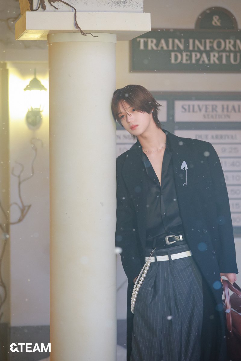 Photo UPDATE🆕】 &TEAM 2nd ALBUM『雪明かり (Yukiakari)』Jacket