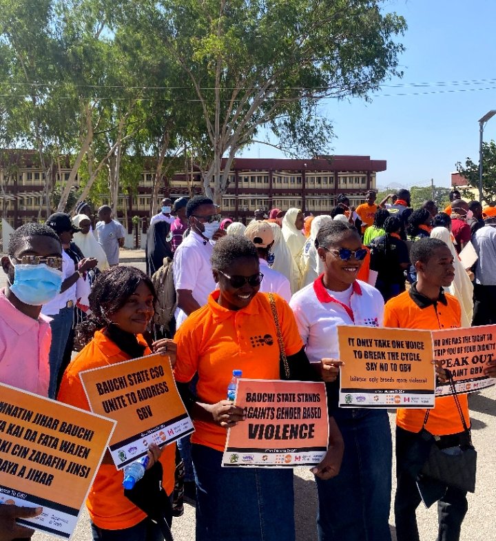 IfwydNg's tweet photo. @ifwydng joined forces with other CSOs to commemorate the International Day for the Elimination of Violence Against Women. This marks the start of the 16 Days of Activism Against Gender-Based Violence. We proudly participated in the rally organized by the Ministry of Women https://t.co/VDDckqxV1b