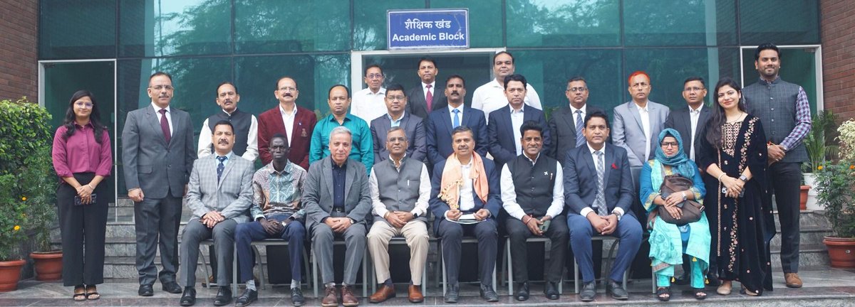 IIFCLProjects's tweet image. Mr. Palash Srivastava, CEO, IPL, presided as Chief Guest at the ITEC-LPAI training programme by MEA &amp;amp; IIFT on Nov 18, 2024 in Delhi. Addressing delegates from South Asia &amp;amp; Africa, he highlighted upgrading land trade infrastructure and using tech for seamless logistics #indiatrade