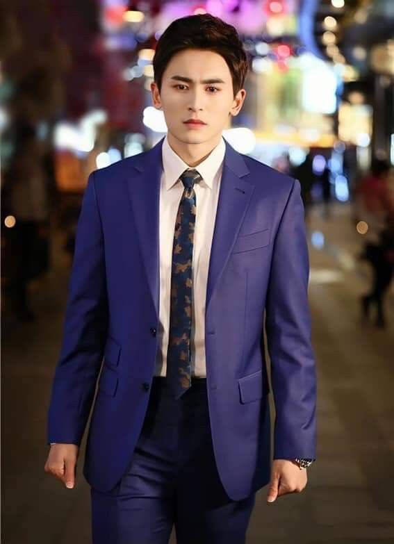 JoylindaHawks's tweet photo. #ZhangZheHan
#张哲瀚
#TheRealZhangZhehan
#ZhangZhehanIsInnocent
#QuestionCAPA
Continuing the threads from previous days, today I will focus on "ZZH's" trips abroad. We already know that ZZH, apart from the savings he certainly has, because he is a resourceful young man, +1 https://t.co/3hWVvFeLfZ
