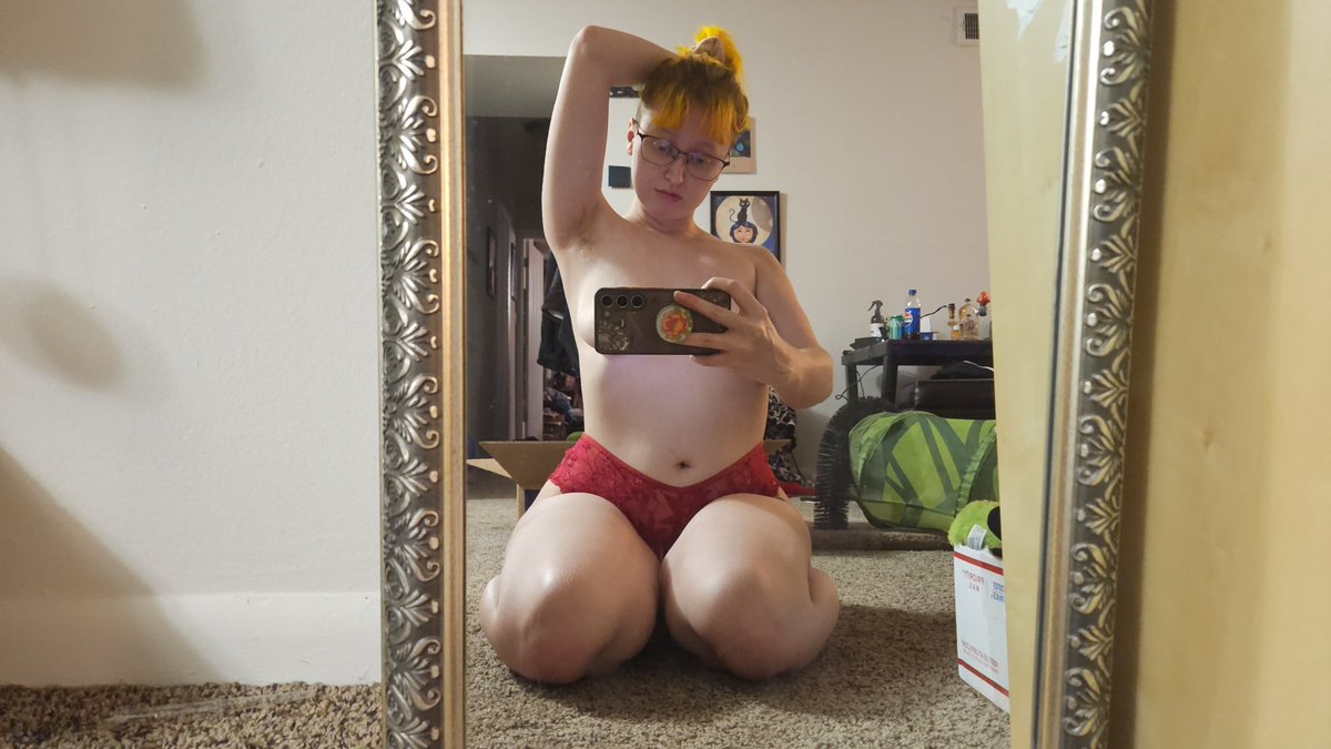 ogsuccubus's tweet photo. You should be a good boy and go spoil yourself with some pictures and videos that mommy made for you😘 https://t.co/3A297Z1bxX