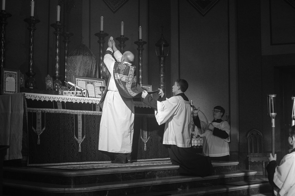 Extra Ecclesiam Nulla Salus tweet media