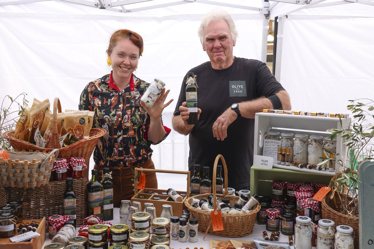 The festive edition of the popular Farm Gate to City Door Market is on this weekend - the perfect occasion to pick up unique Christmas gifting goodies for loved ones! mustdobrisbane.com/whats-on/farm-…